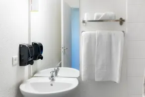 P'tit Dej-Hotel Carcassonne-Audotel - Salle de bain