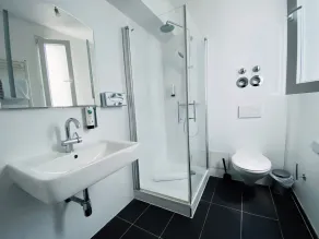 Victoria City and Kö Apartments - Bathroom