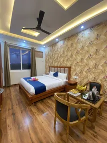 Tulip Inn - Room