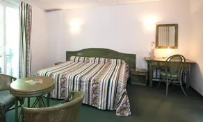 Hôtel Le Robinson - Værelse