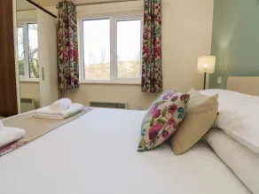 Chalet Log Cabin L3 - Room