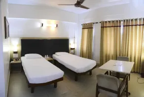 Bharat Hotel - Room