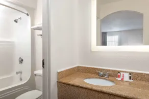 Howard Johnson by Wyndham Rock Hill - Salle de bain