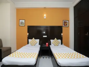 OYO 12075 Hotel Regalia Retreat - Room