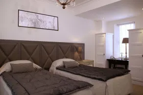 Melville House - Room