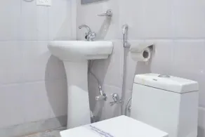 Green Leaf Resort - Bathroom