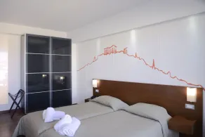Dorian Inn - Sure Hotel Collection by Best Western - Room
