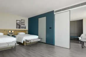 Four Points by Sheraton Urumqi - Room