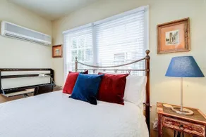 THE MADISON - San Antonio Riverwalk - Downtown - Convention Center - Room