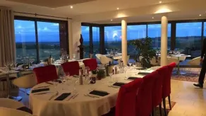 Hôtel La Montagne De Brancion Tournus - Restaurant