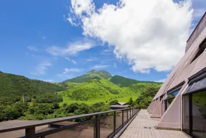 Yufuin Onsen Yufuin Nanairo No Kaze - Vista dalla camera