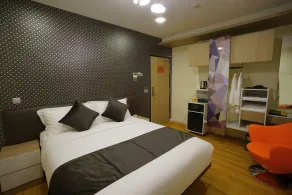 five6 Hotel Splendour - Room