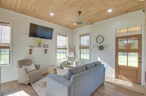 Contrell Cottage On Farm w/ Peaceful Views - Innenbereich