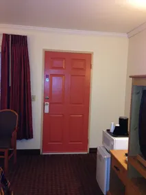National 9 Inn - Placerville - Room
