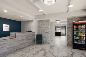 Suburban Studios Hinesville - Fort Stewart Area - Hall