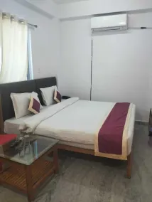 Hotel Rekha International - Room