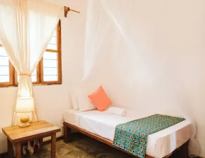 Bahati Sunset Bungalows - Room
