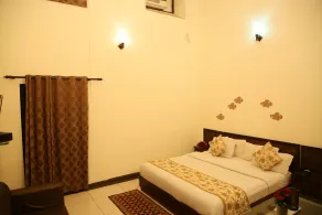 Hotel Sukoon - Room