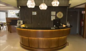 Urbana Class Hotel - Recepción