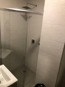 HOTEl SARÒN - Bathroom