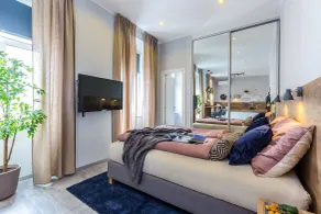 Number 1 Deluxe Apartments - Room