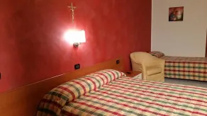 Hotel Leon - Ristorante Al Cavallino Rosso - Chambre