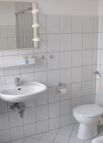 Landhotel und Gasthof Stadt Nürnberg - Bathroom