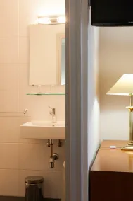 Hostal Restaurant Roma - Zimmer