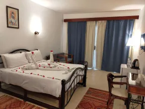 Marina Wadi Degla Hotel - Zimmer