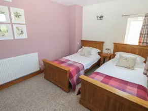 Cart-Tws Bach cosy three bedroom home near St Davids and Pembrokeshire coast path - Camera
