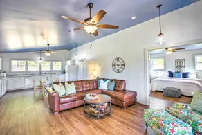 'granvilles Blue Cottage' Porch & River View! - Intérieur