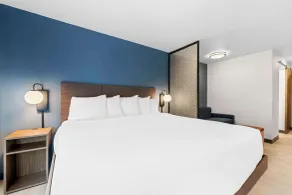 Everhome Suites Fayetteville near Fort Bragg - Chambre