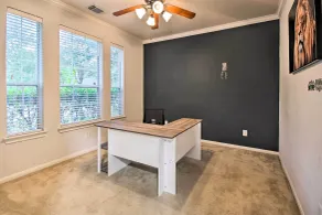 Spacious Richmond Home: Close to Parks & Shopping - Interior