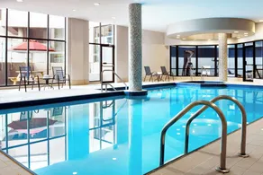 Four Points by Sheraton Mississauga Meadowvale - Piscine