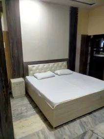 lvy Hotel And Restaurant - Chambre