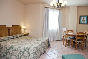 Hotel Apartamentos Trevenque - Room