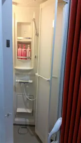 Dormitory in Kowloon - Hostel - Ducha del cuarto de baño