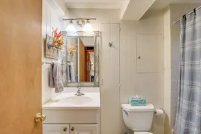 Mars Hill Home w/ Game Room ~ 2 Mi to Skiing! - Innenbereich