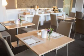 Blue Dream Hotel - Restaurant