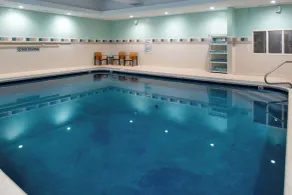 Courtyard High Point - Piscine