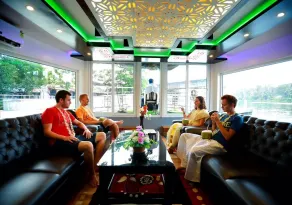 Mass Holidays Houseboat - Salottino della hall