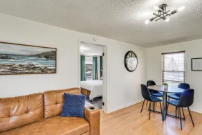 Jefferson City Bungalow: Hot Tub & Patio! - Interiør