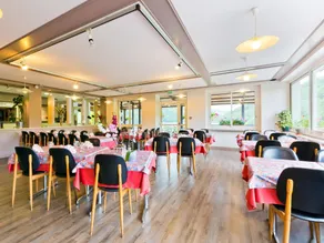 Logis Hôtel Belle Vue - Restaurante