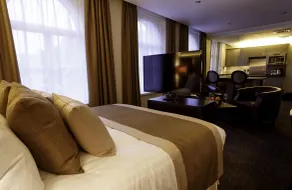 The Vermont ApartHotel - Room