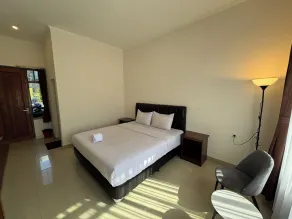 Rahayu Hotel Cirebon - Zimmer