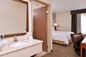 Holiday Inn Express Hotel & Suites Sioux Falls At Empire Mall by IHG - Camera