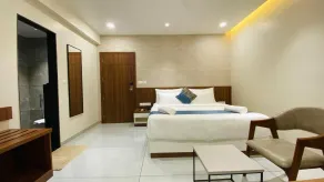 The Sapphire Hotel - Chambre
