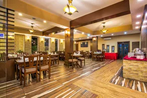 Da Yatra Courtyard Hotel & Resort - Restaurant