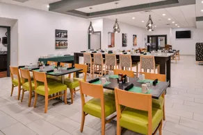 Holiday Inn Auburn-Finger Lakes Region by IHG - Restaurant