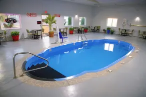 Express Inn Parsons - Pool